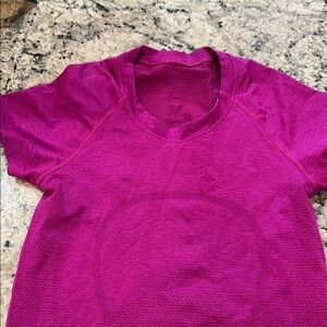Women's Swiftly Tech Size 4 Top